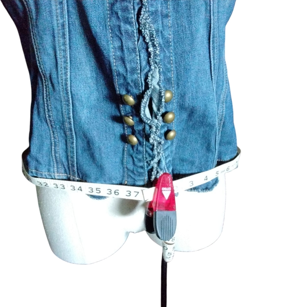 Jean vest size large - Picture 10 of 11